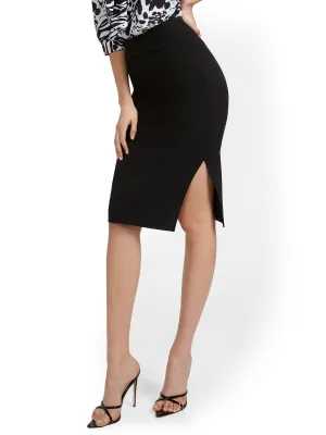 Pull-On Pencil Skirt
