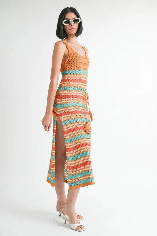 SCOOP NECK CROCHET LONG DRESS