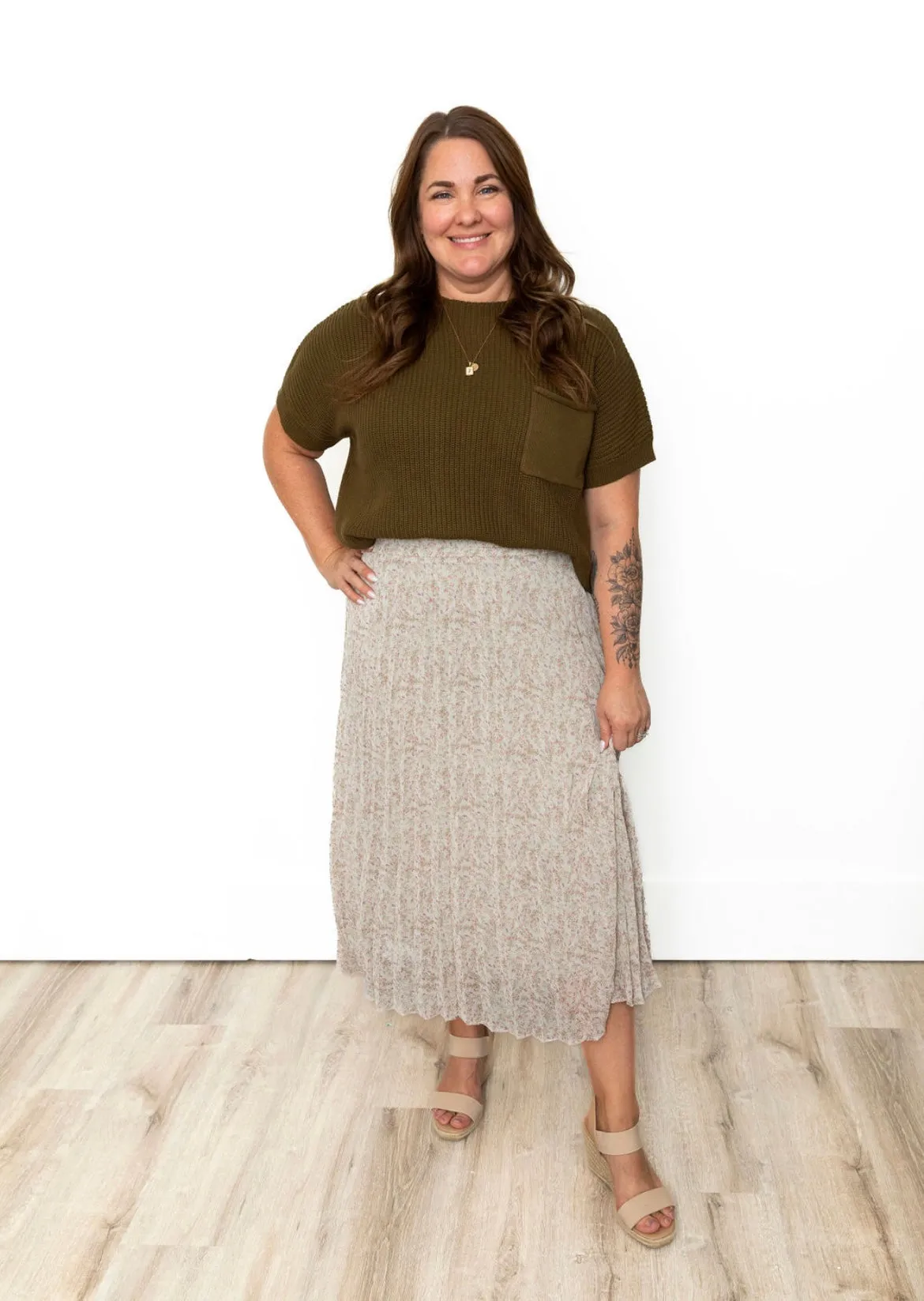 Short Sleeve Sweater Top - Olive